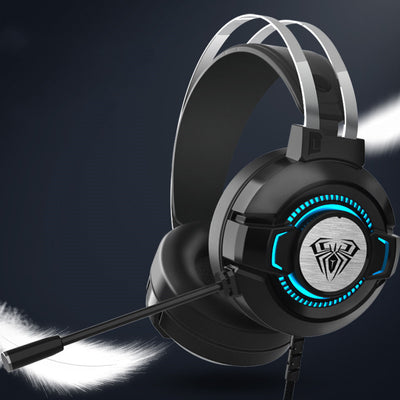 Noise-canceling gaming headphones